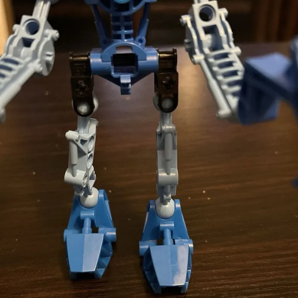 LEGO Bionicle Toa Gali 8533 Mata Original 2001 Figure Complete No Canister